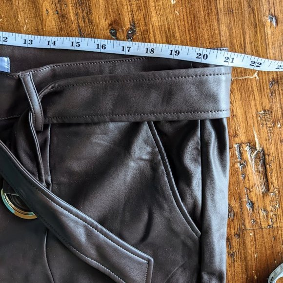 Cropped Faux Leather Pants NWT from Addition Elle Sz 20 - Picture 4 of 7